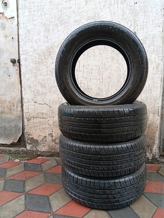 Продам шины размер 225/60 R17