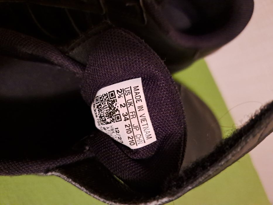 Маратонки Адидас 34 номер