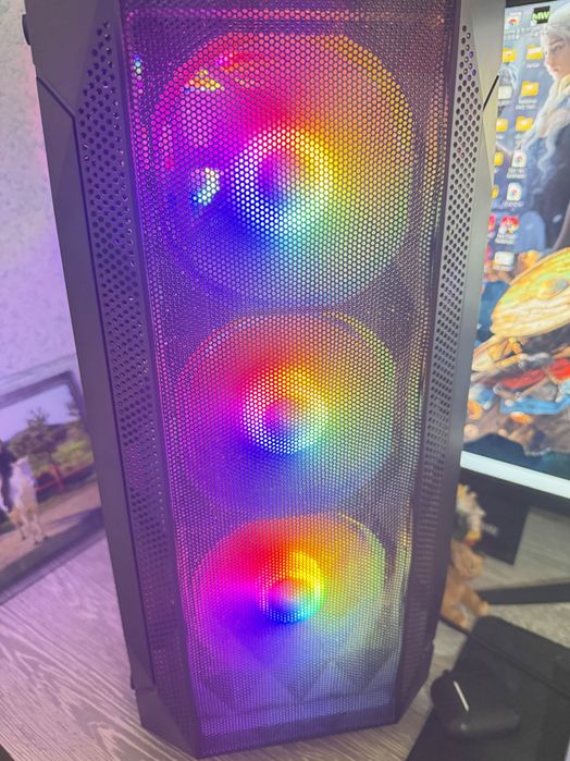 Stol kompyuter sotiladi