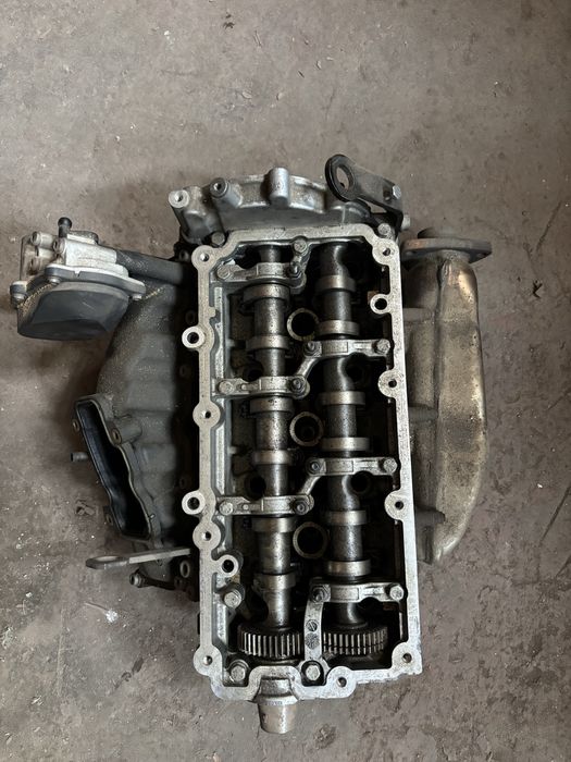 Глава с валове VW AUDI 3.0 TDI