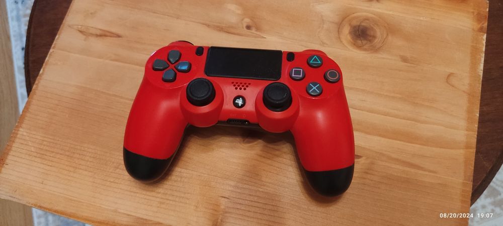 Джойстик/геймпад Dualshock 4 (PlayStation 4) на запчасти