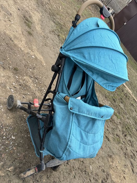 Коляска детская прогулочная