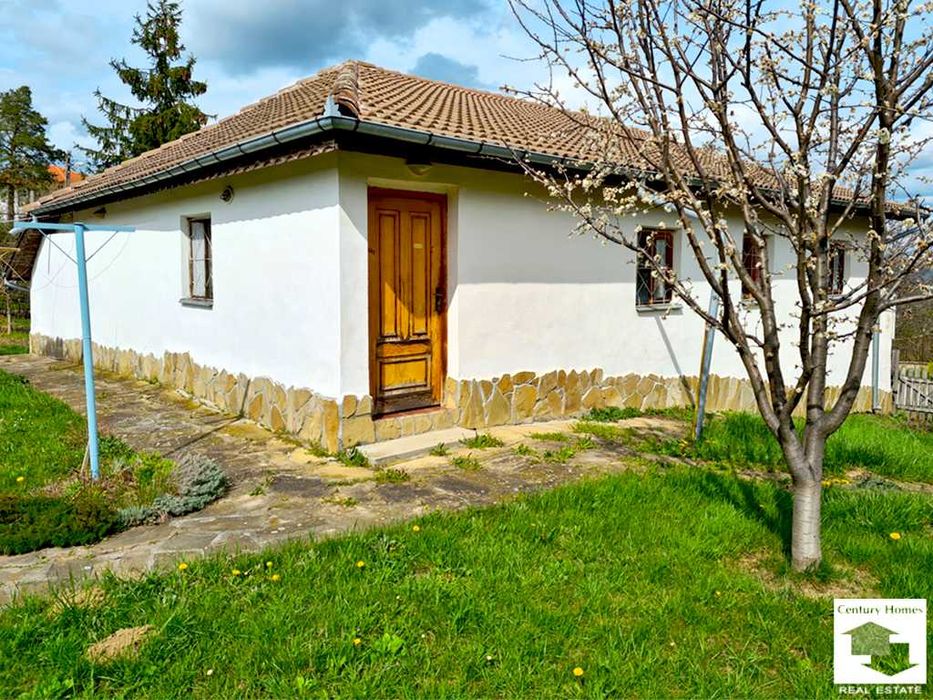 180052 Kъща с бизнес потенциал в китното село Престой, до град Трявна