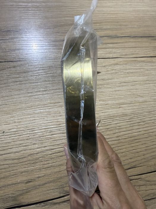 Полоса самоклеющаяся золото