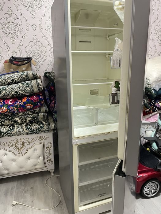 Холодильник  индезит