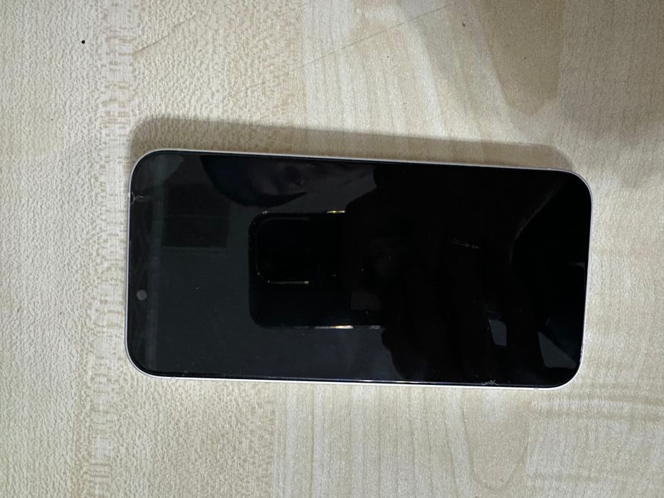 Продам Айфон  14