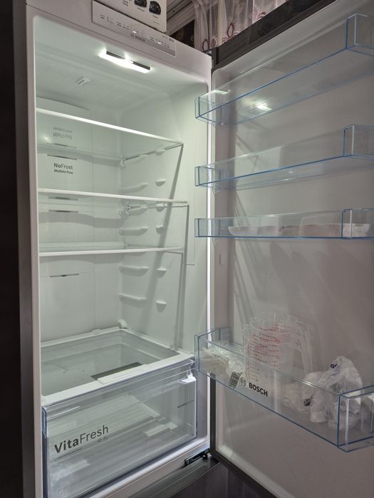 Холодильник/морозильник BOSCH