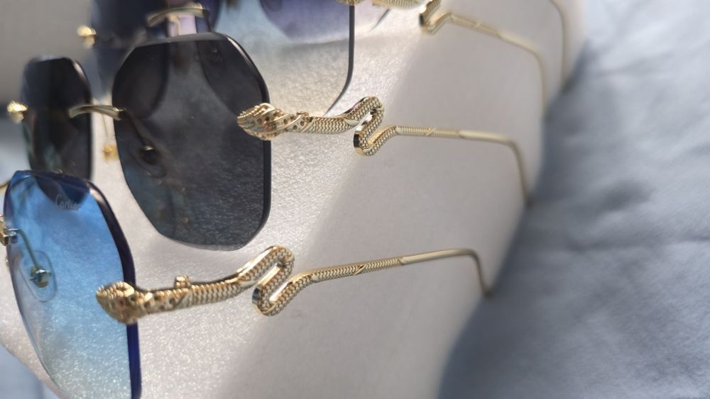 Ochelari de soare Cartier model 2. Pret per bucata
