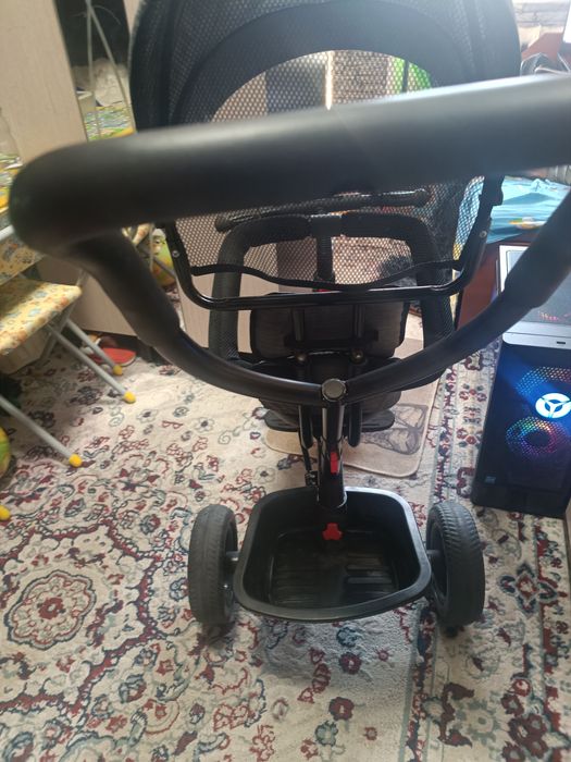 Продаю трёхколёсный детский велосипед