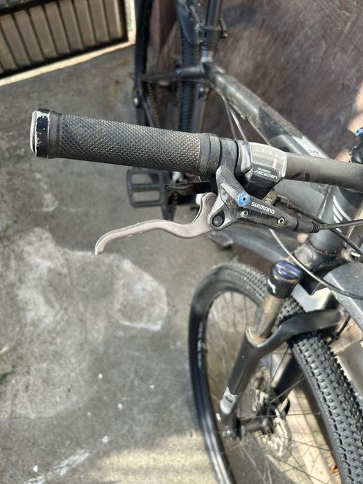 Bicicleta Felt Nine 60 grey