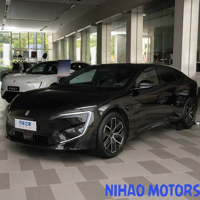 Avatr 12 — (Под заказ)