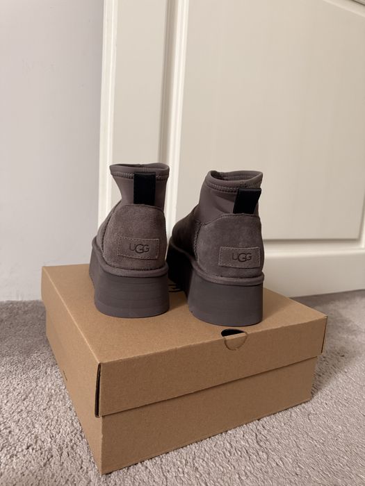 UGG classic mini dipper