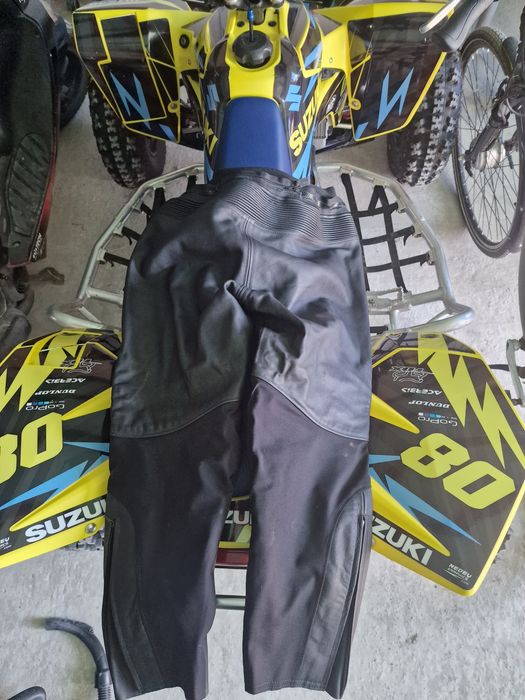 Кожен мото панталон DIFY