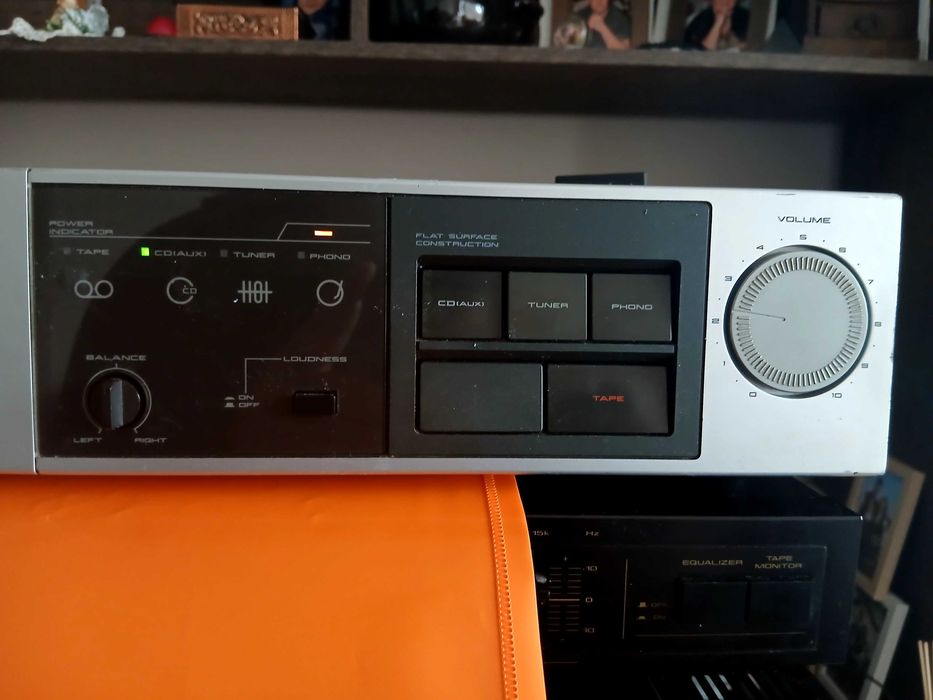 Усилвател AKAI -AM-A1
