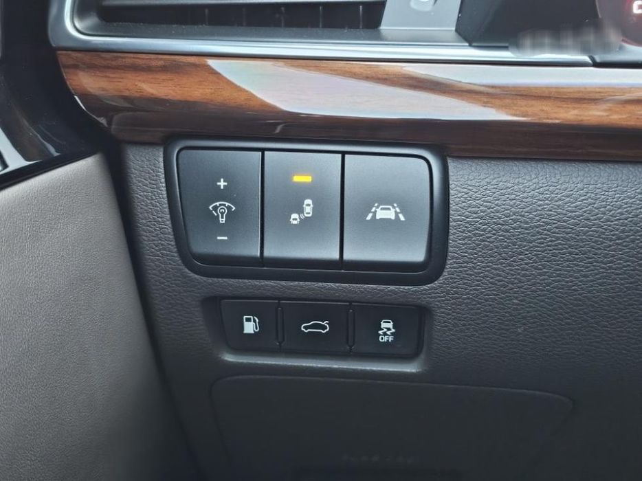 Kia K7 полная комплектация