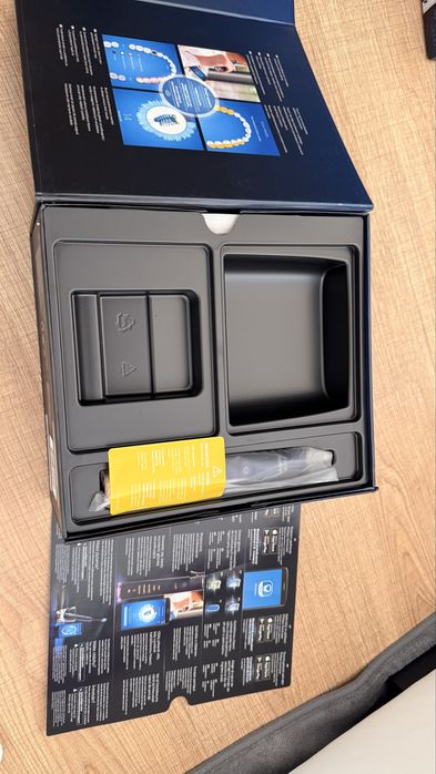 Periuța electrică Phillips Sonicare Diamond Clean seria 9000