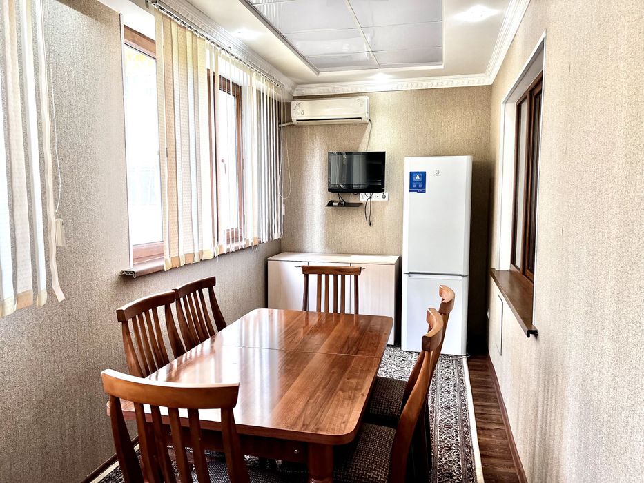 Квартира Продается Мирабод Райони ул.Нукус 120 м2