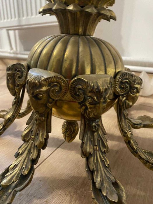 Lampă frumoasă din cupru, bronz, cu simboluri Bacchus. model deosebit,