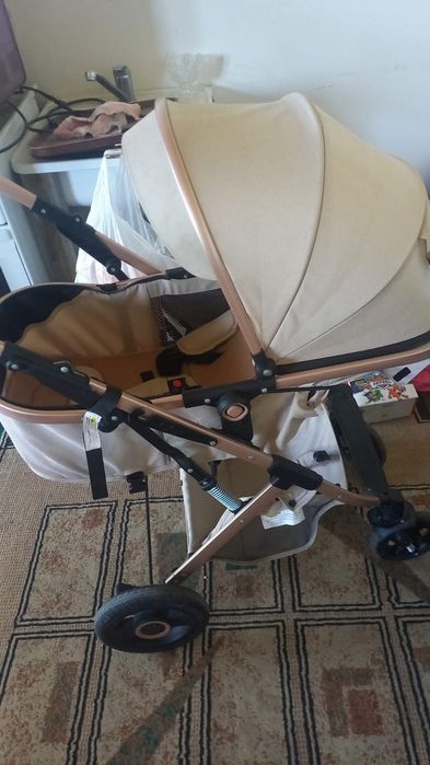 Продам  коляску 25000