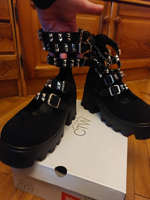 Ghete negre, marimea 37