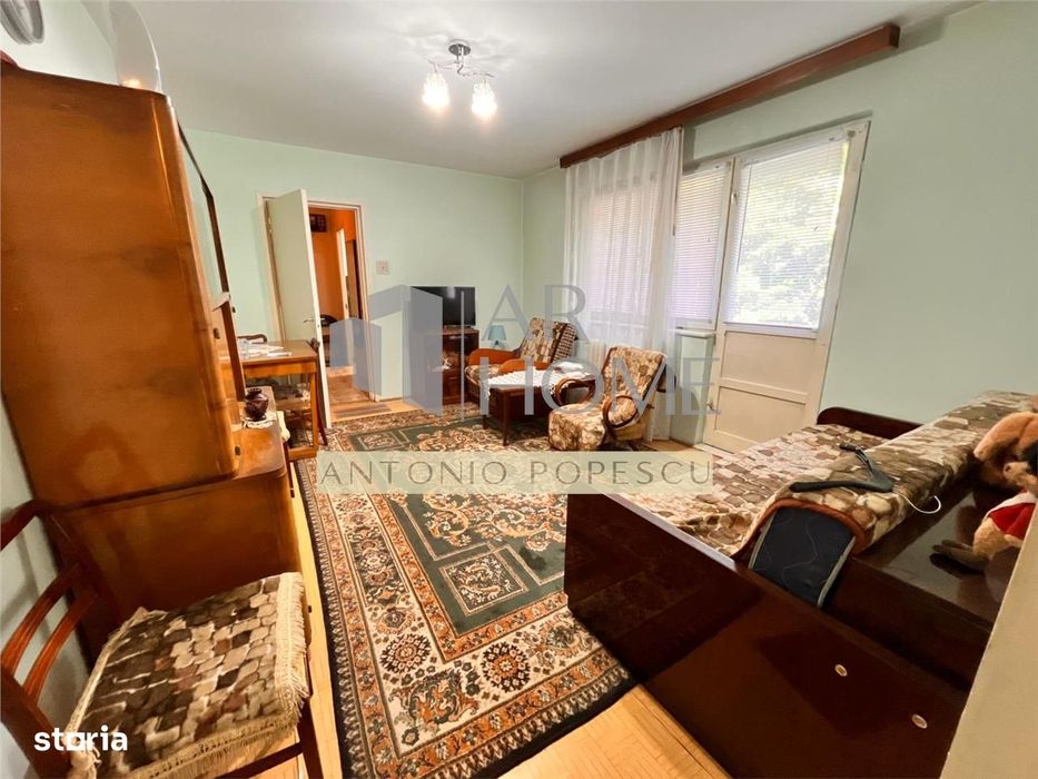 Apartament 3 camere, bloc de beton, Ploiesti, Parcul Aurora, Vest — fotografia 1