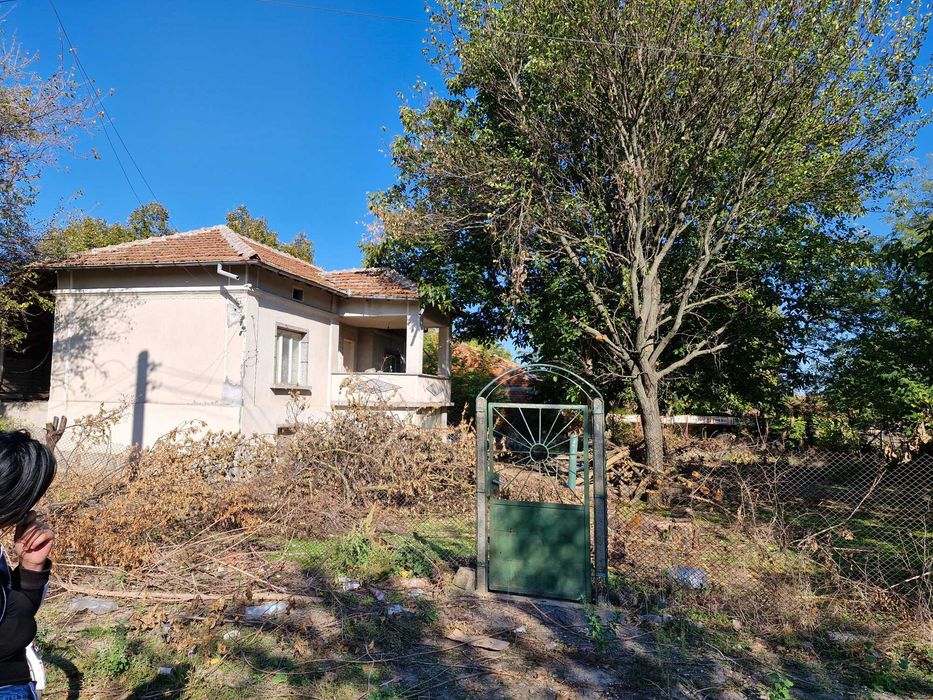 Продава се Къща в с. Градище, Област Плевен - 300 кв.м за 52 €/кв.м - Снимка #5