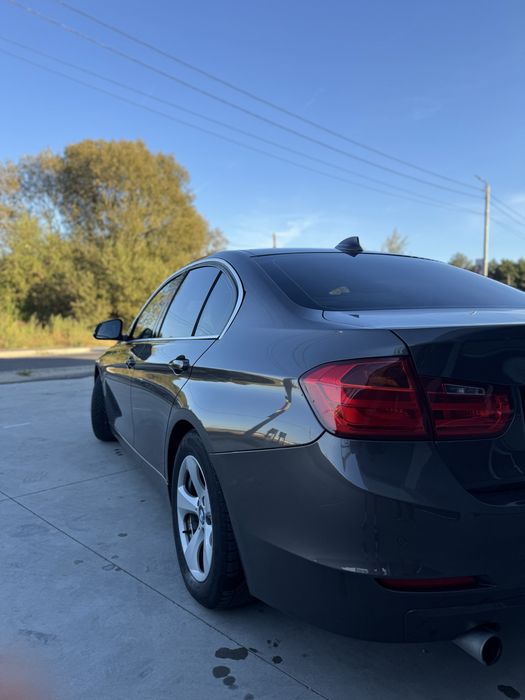 BMW Seria 3 2012 — imagine 3