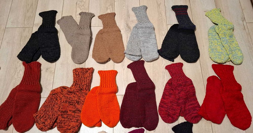 НОВИ Ръчно плетени зимни чорапи