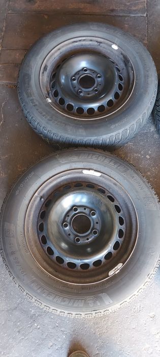 Джанти метални BMW r15. 5 х 120, Зимни гуми 195 65 15 Michelin dot2821