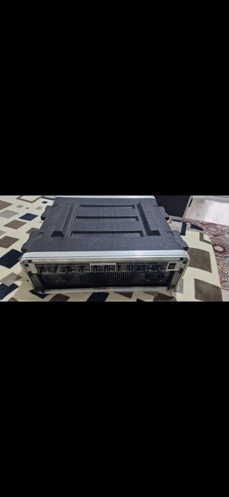 Behringer ep4000 cx 2310 case rack 3U.