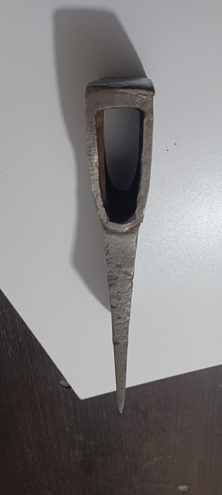 Cap topor pt. crapat