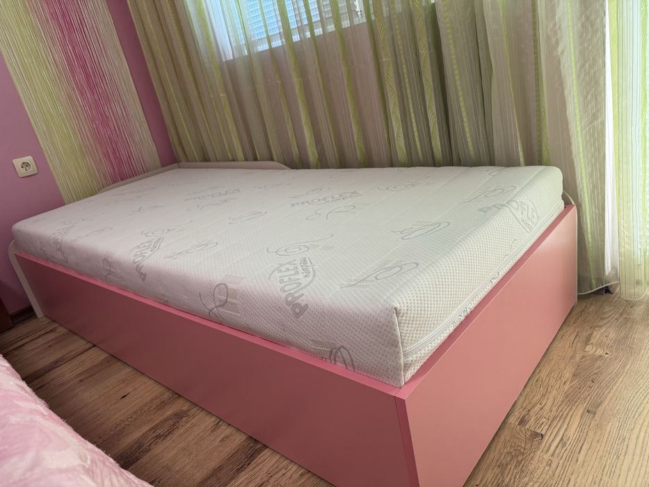 Юношеско легло за момиче