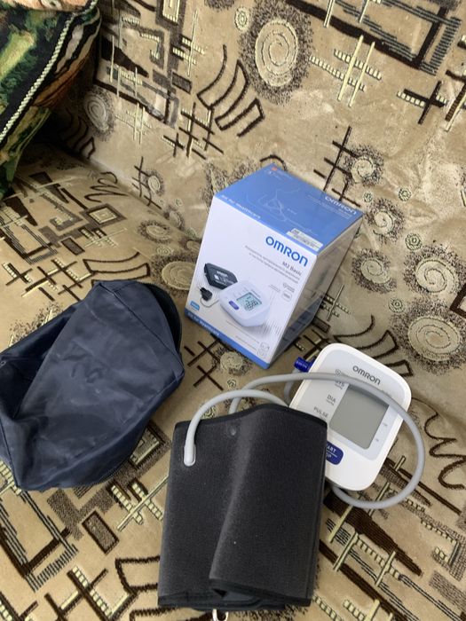 Автоматический тонометр Omron M2 Basic