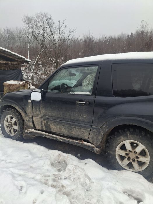 Vând Mițubiși pagero