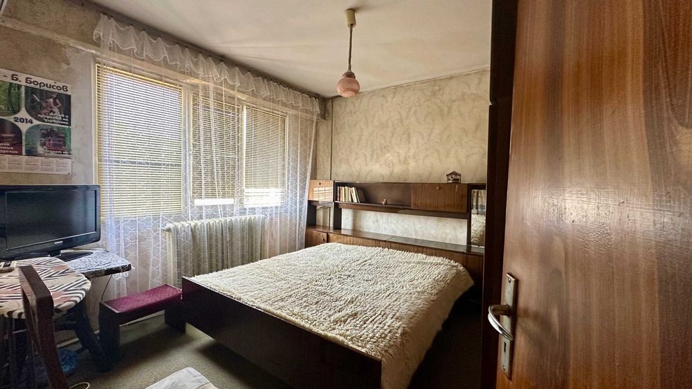 Продава се Двустаен апартамент в Габрово, Център - 57 кв.м за 877 €/кв.м - Снимка #4