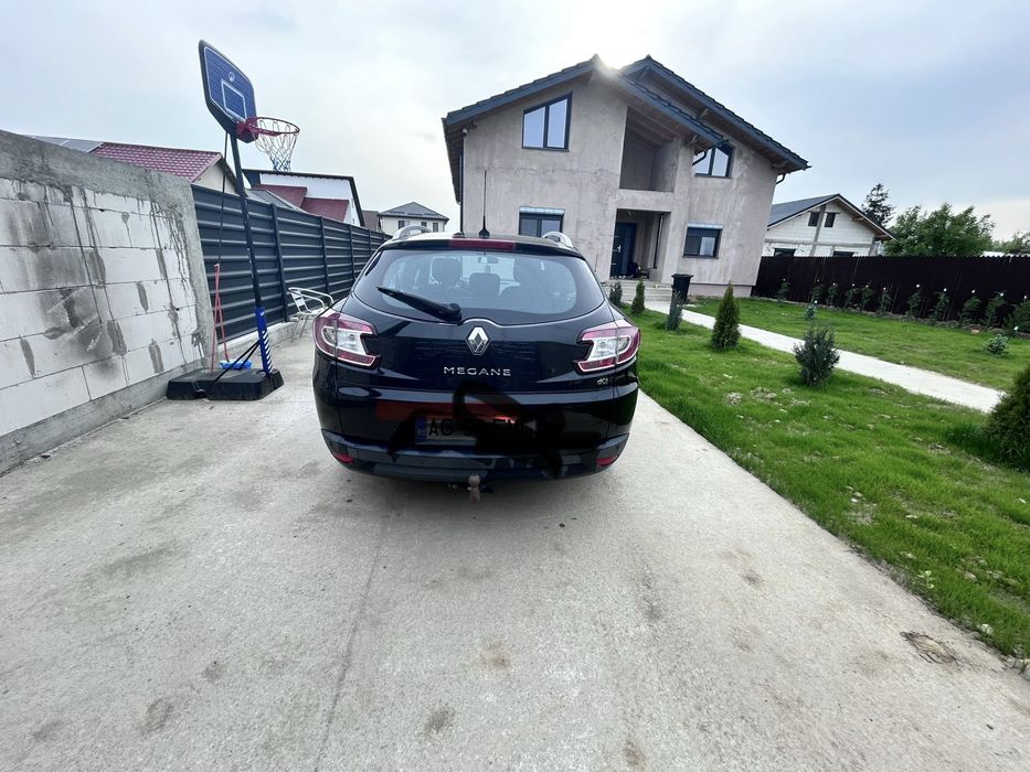 Vand sau schimb cu atv Megane 3 break propietar