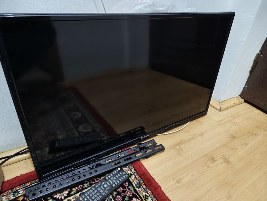 TV Exclusiv 81" full HD