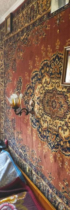 Продадим ковёр 2х3