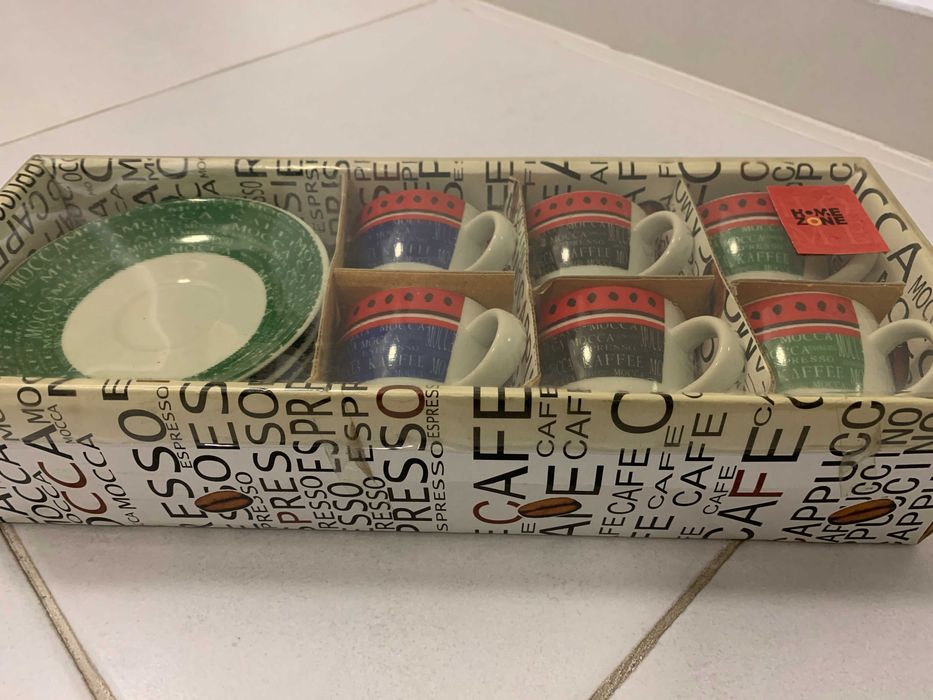 Set 6 cesti si  farfurioare ceramica pentru cafea, Home Zone, nou