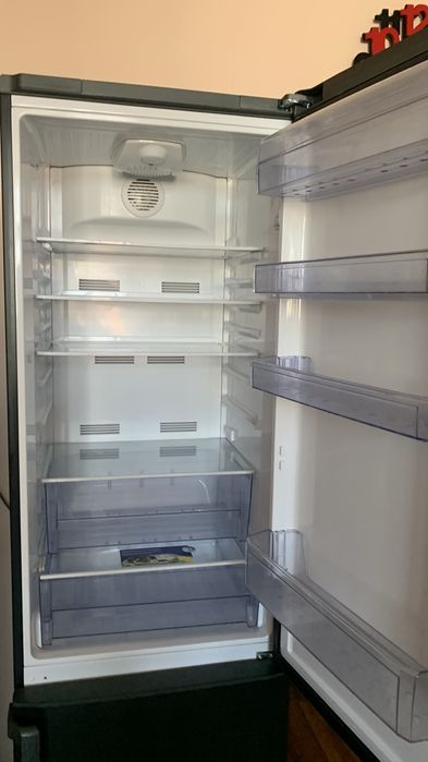Холодильник BEKO CN335220 B