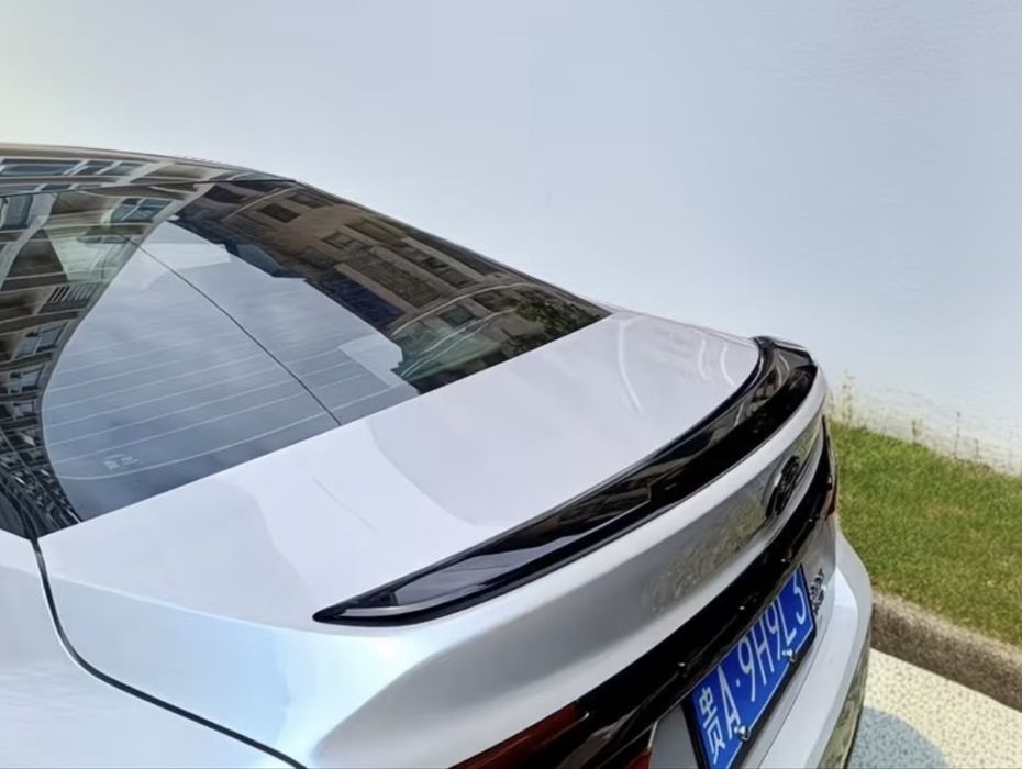 Сплйлер toyota camry 80
