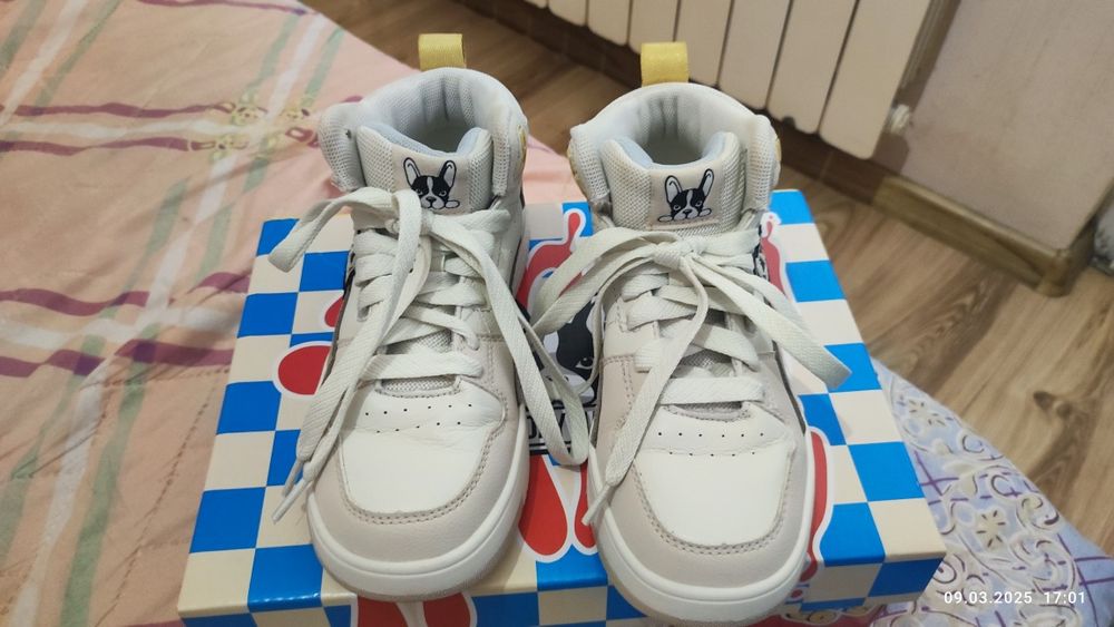 Sunday Habit кецове