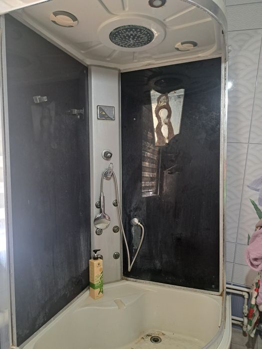 Продам душевую кабину