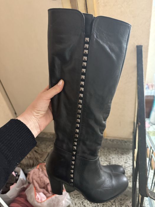 Много запазени боти и ботуши с естествена кожа ! Бутикови