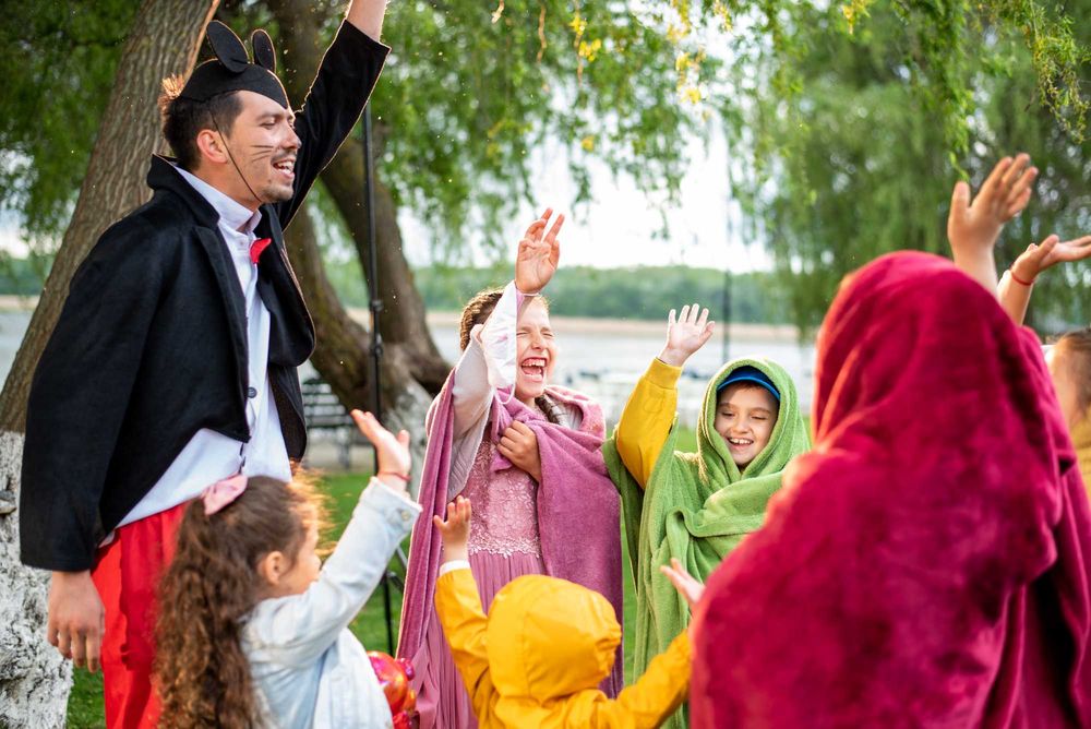 ANIMATOR / MAGICIAN petreceri pentru copii