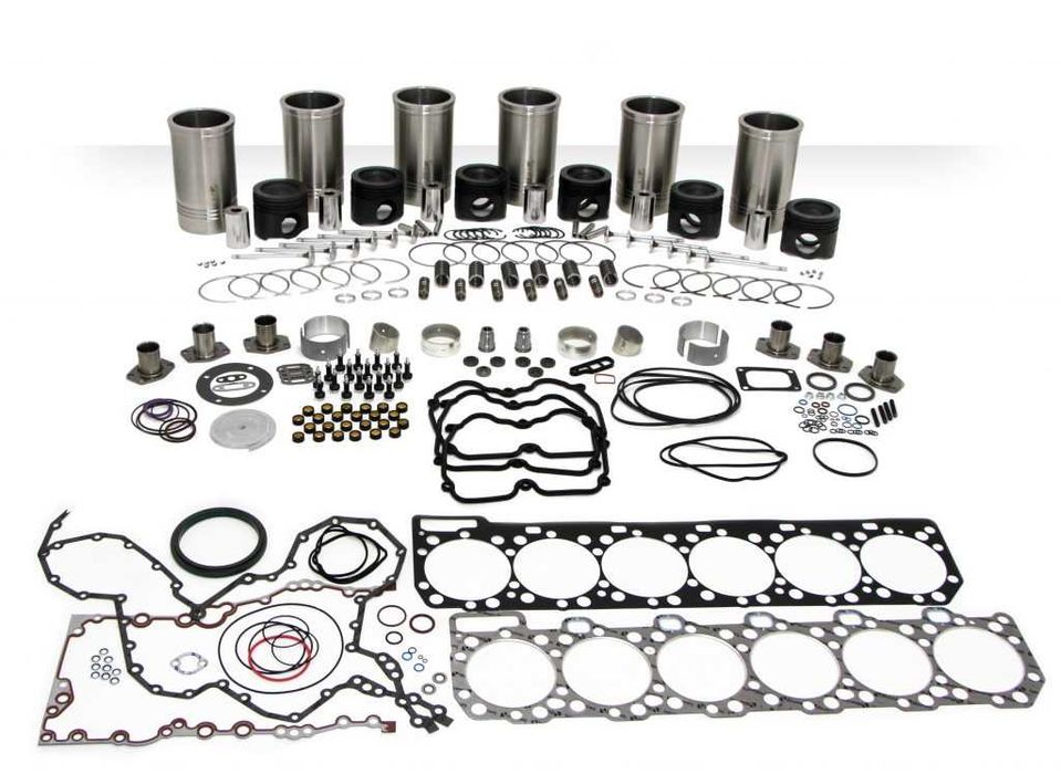 Bloc motor, pistoane, chiulasa, injectoare, pompe - KOMATSU