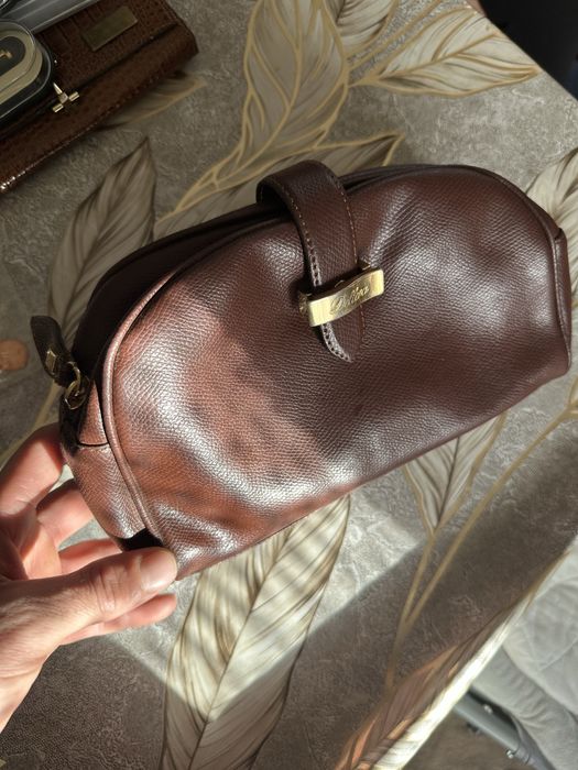 Дамки портфейл и малка чанта