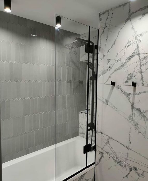 Стеклянные шторки для ванной