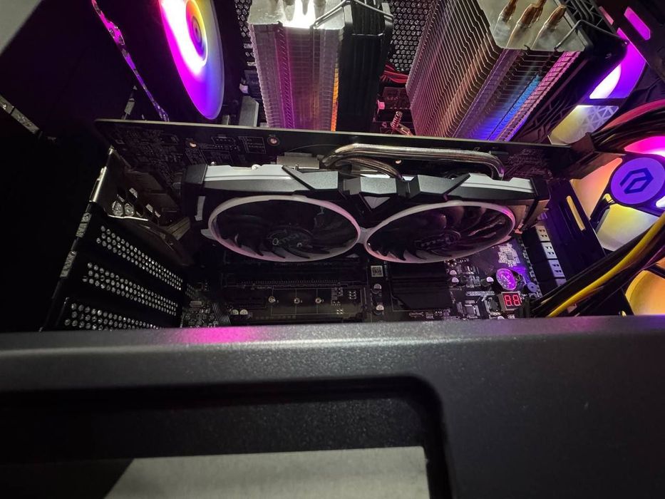 Core i7 12700K/RAM 64GB/Ssd m2 256gb/Rx 580 8gb