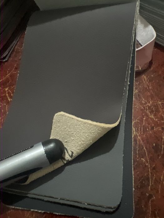 Отличный материал заменитель кожи очень приятная и мягкая!